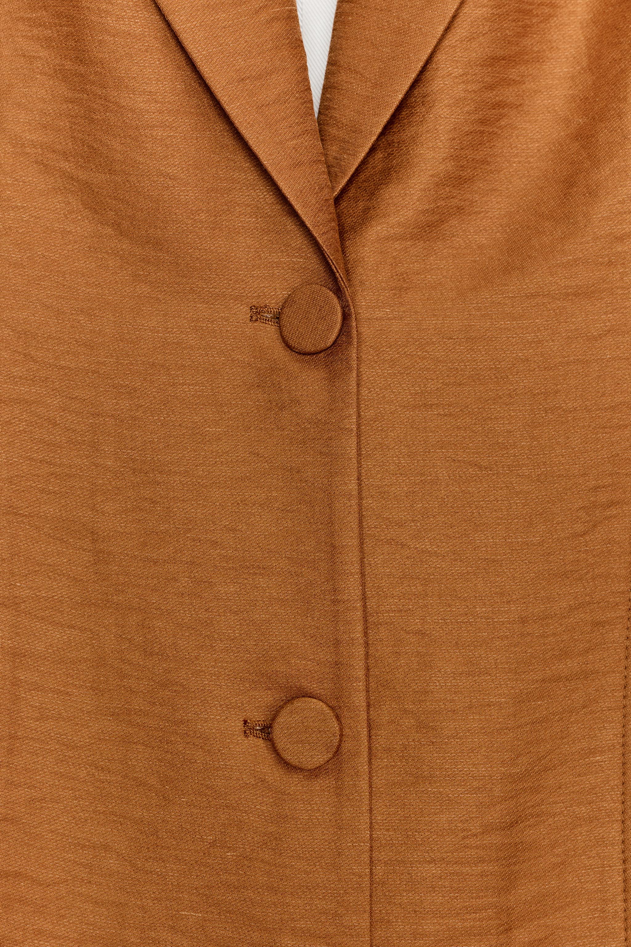 LINEN BLAZER WITH COVERED BUTTON